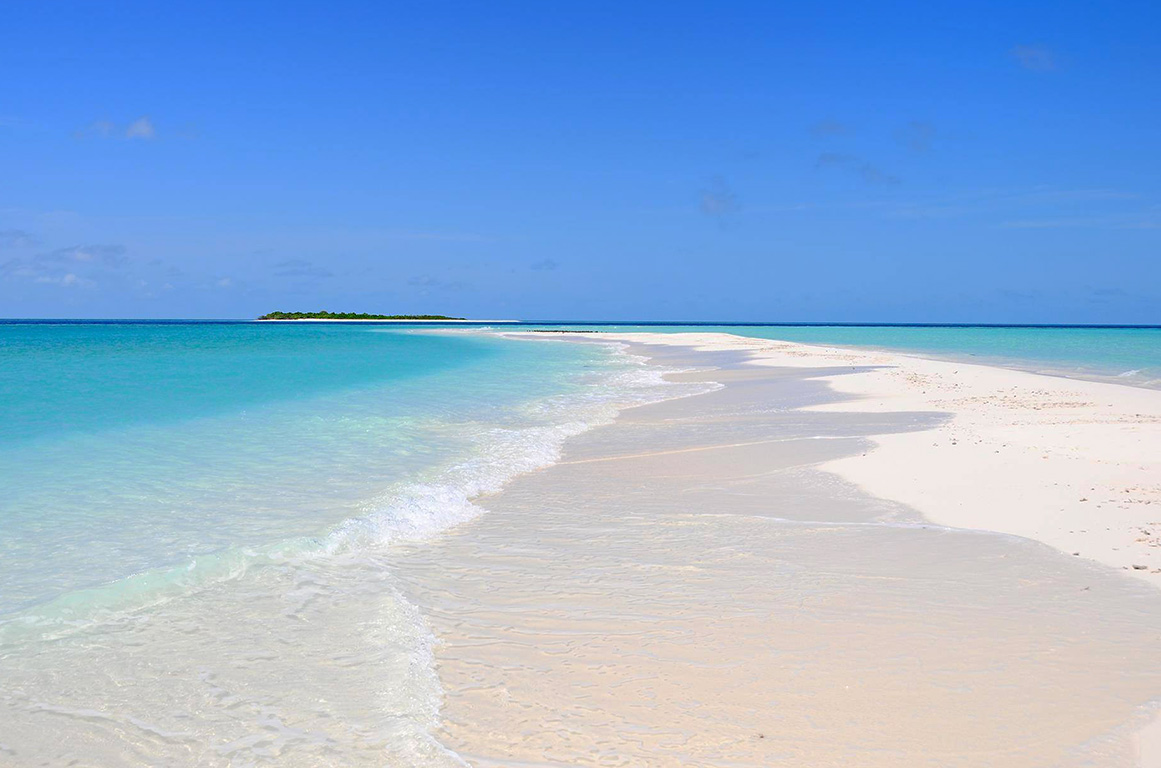 01-beach-maldives-vittaveli